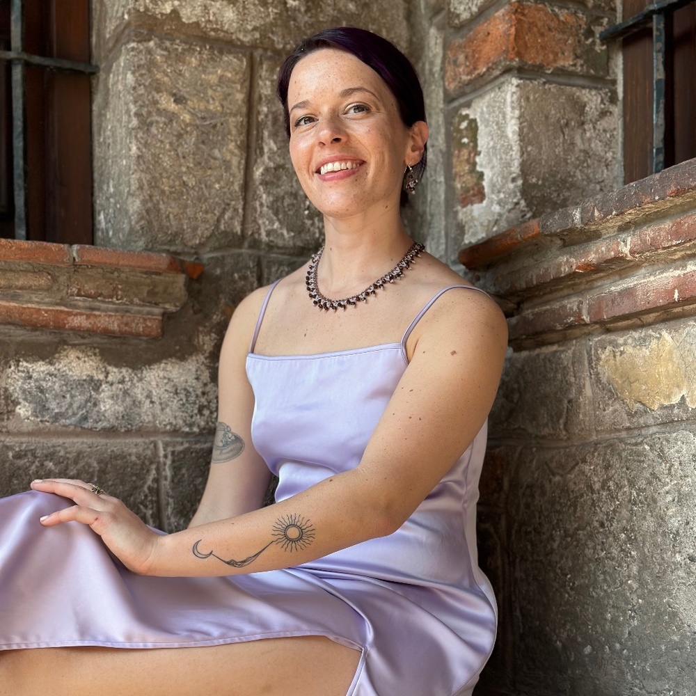 Meet your Posher, Emily